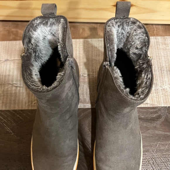 Women’s Boots Size 9.5 Target A New Day - Picture 3 of 4